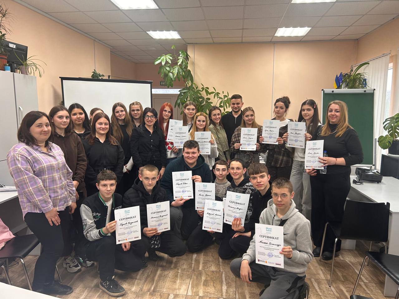 На Вінниччині триває курс з неформальної освіти для молоді «MUST HAVE: практичні навички для створення проєктів»