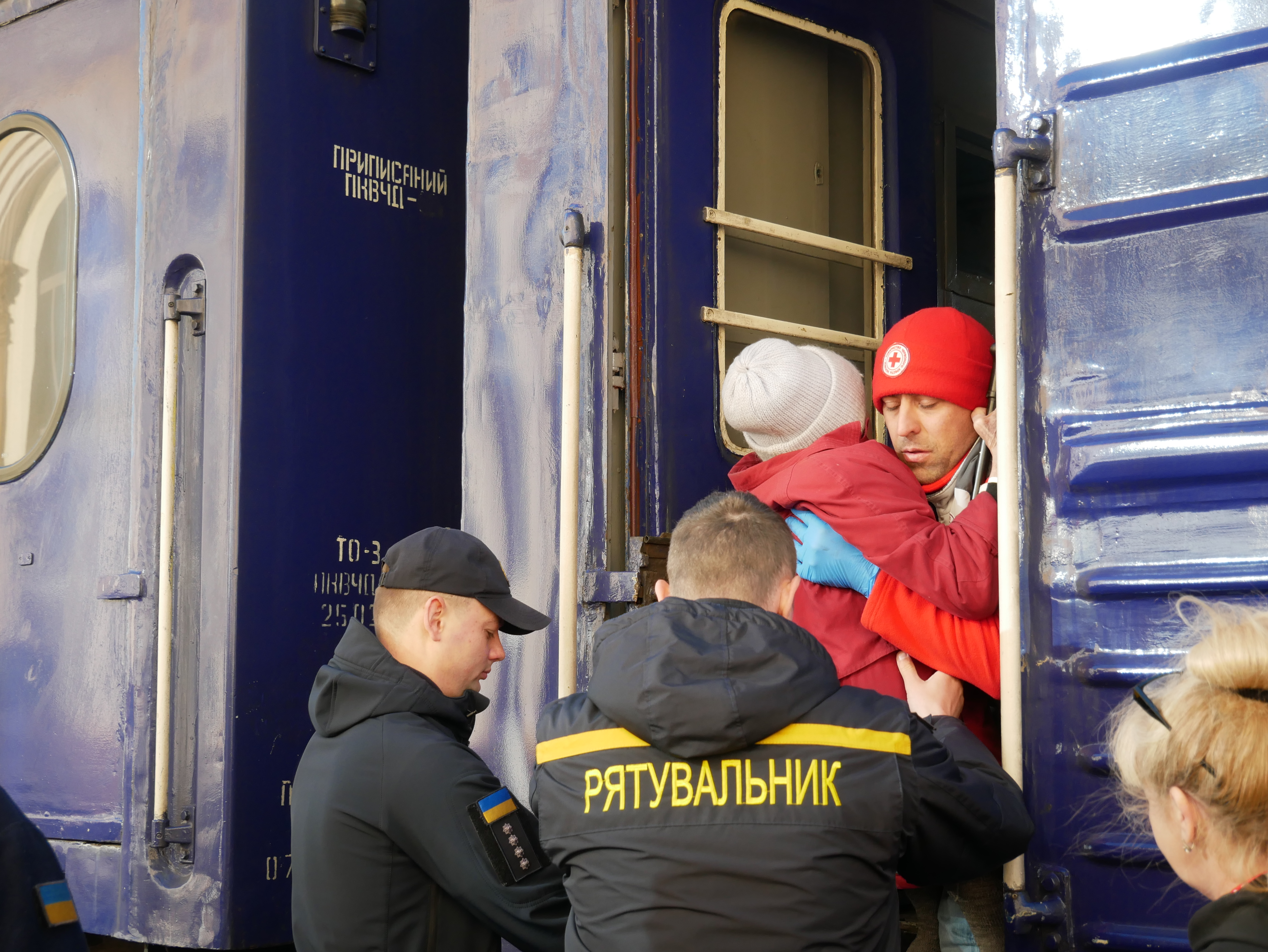 На Вінниччину евакуювали ще вісім осіб з інвалідністю та людей похилого віку із Харківської області