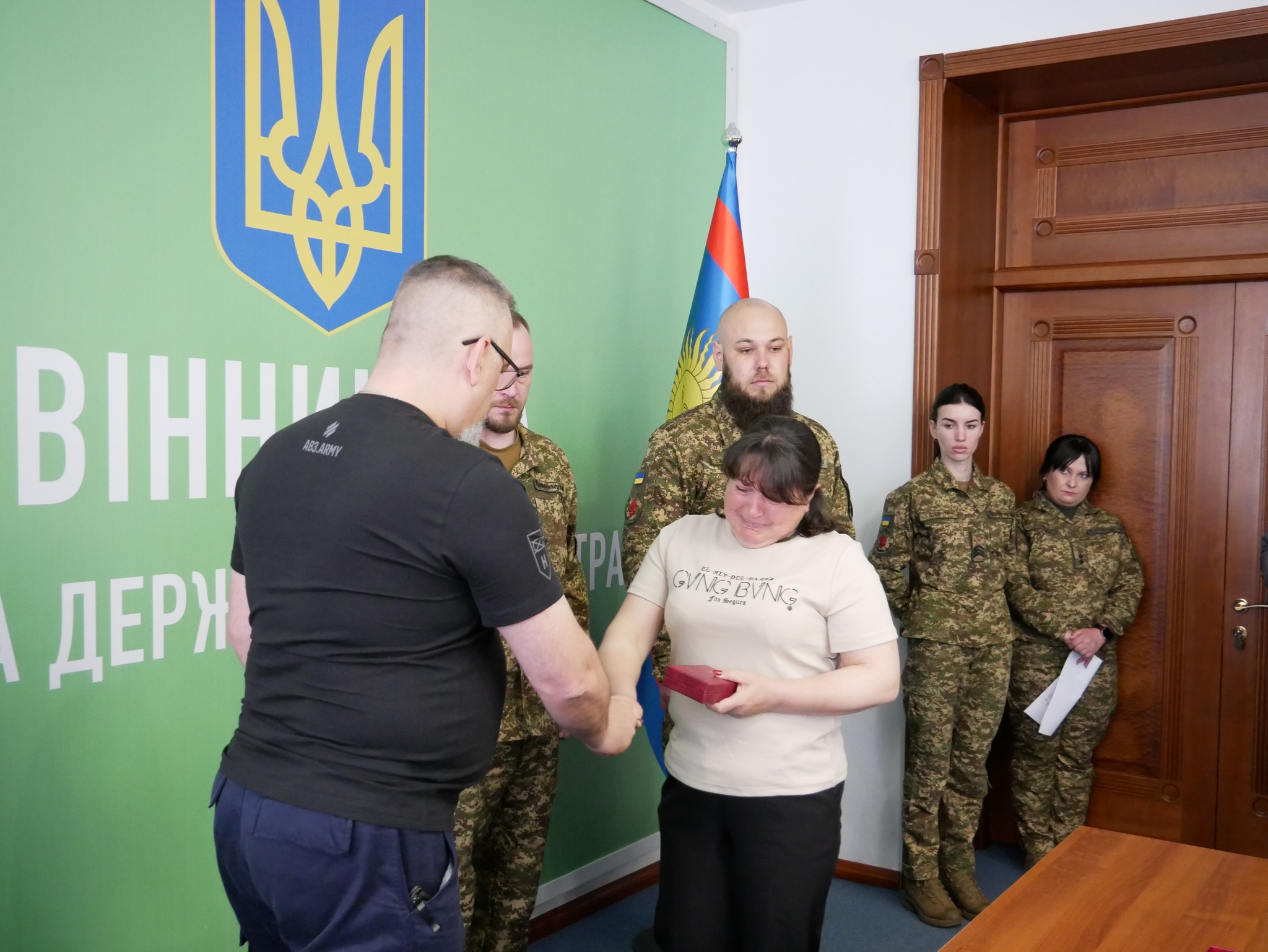 На Вінниччині вручили посмертні нагороди рідним полеглих Захисників України