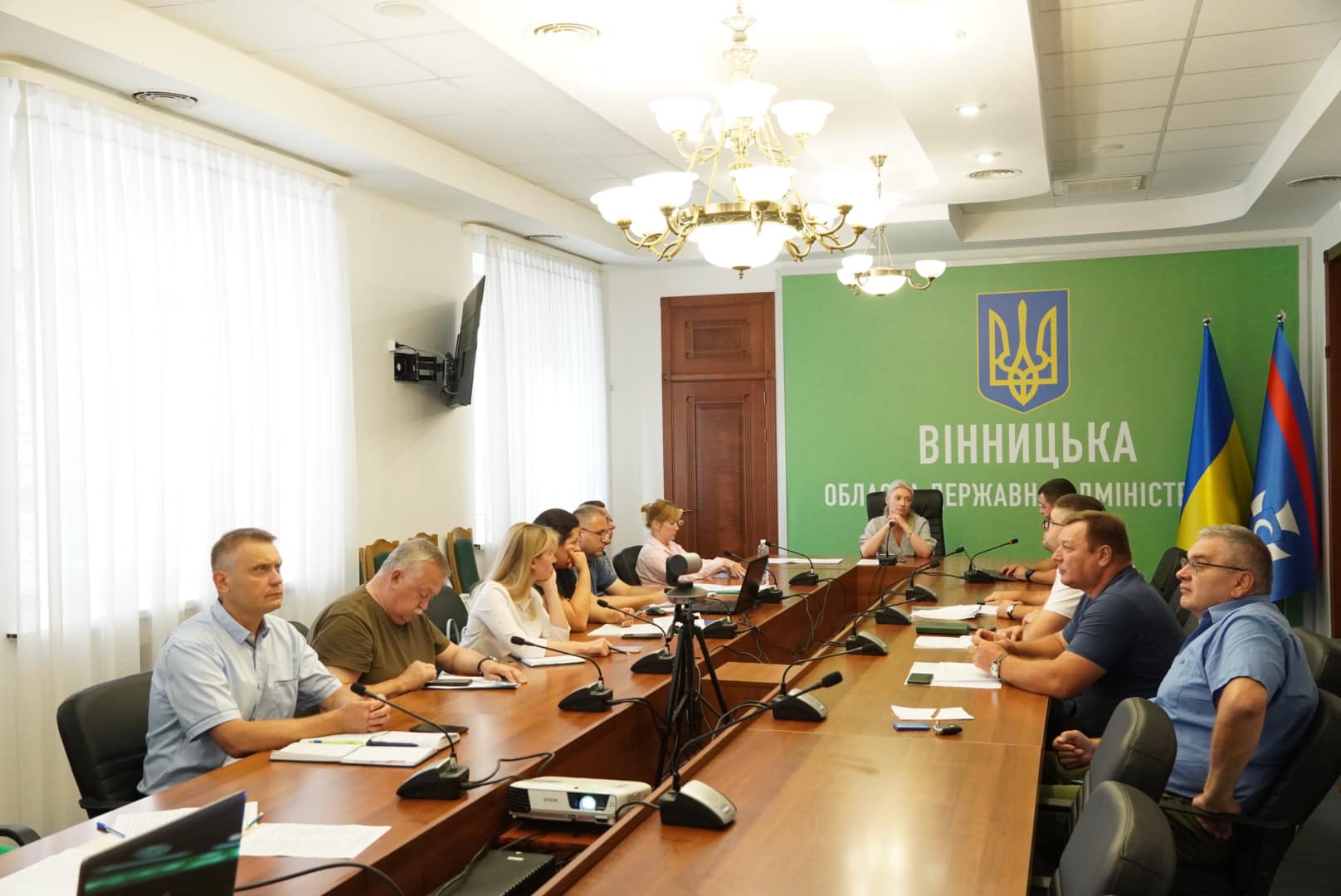 Перша заступниця Начальника ОВА Наталя Заболотна та учасники засідання