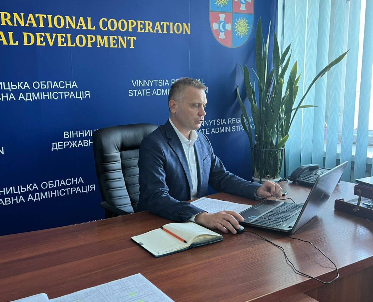 директор Департаменту міжнародного співробітництва та регіонального розвитку ОВА Ігор Цехановський 