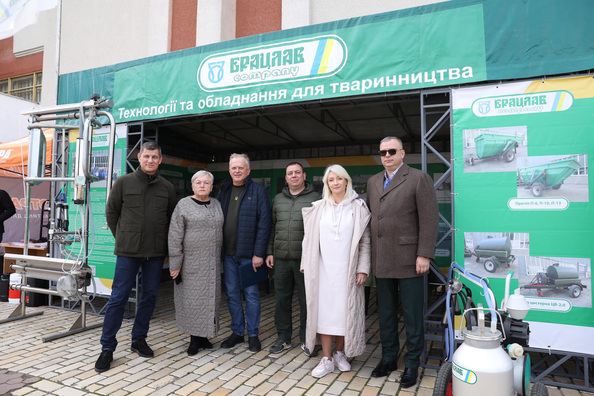 Перша заступниця Начальника ОВА Наталя Заболотна, заступник Начальника ОВА Сергій Здітовецький та учасники заходу