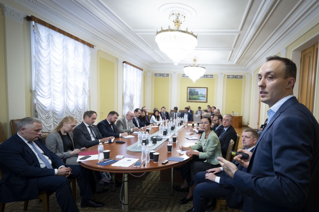 Учасники зустрічі