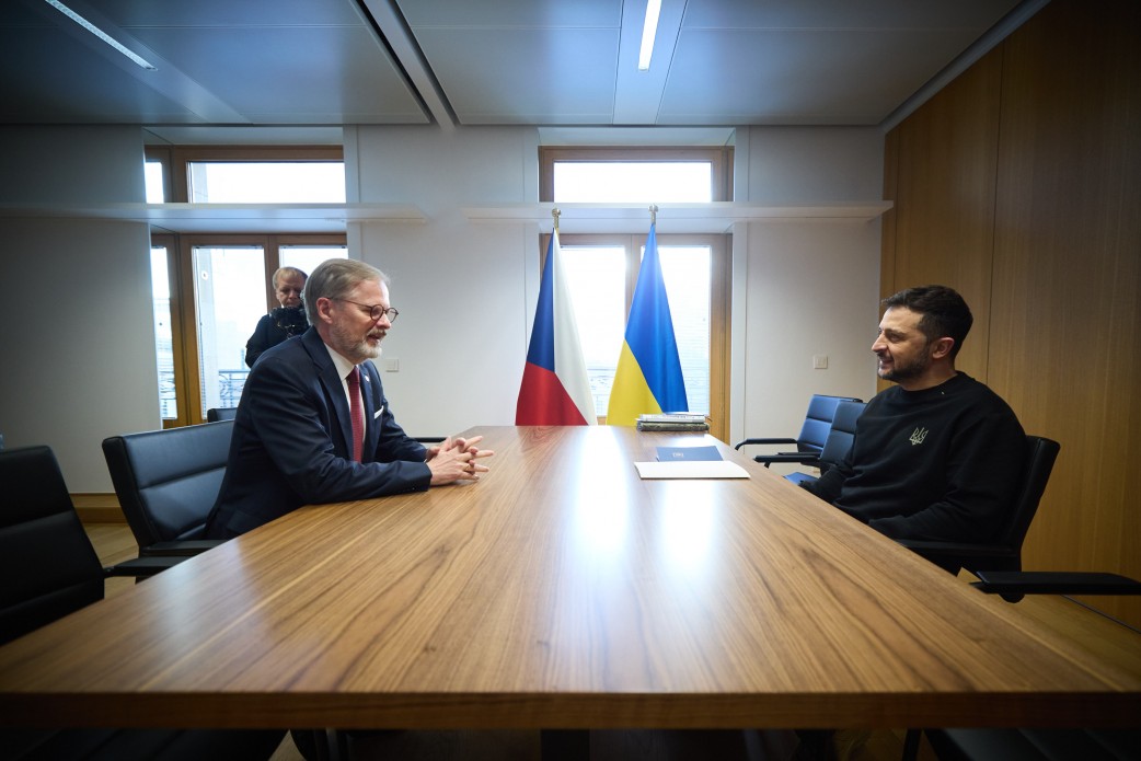 Президент України Володимир Зеленський та  Премʼєр-міністр Чехії Петр Фіала