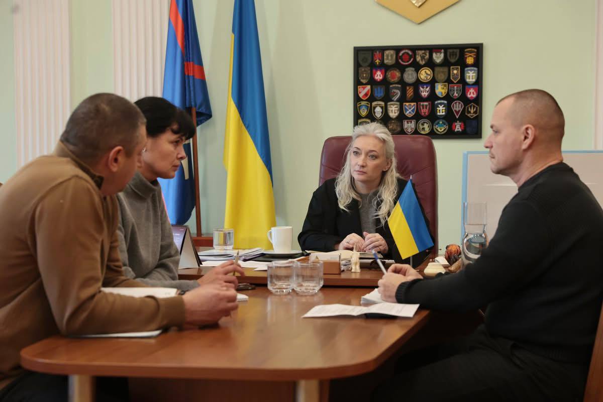 Перша заступниця начальника ОВА Наталя Заболотна поспілкувалася із командою Департаменту ветеранської політики на чолі з директором Андрієм Грачовим 