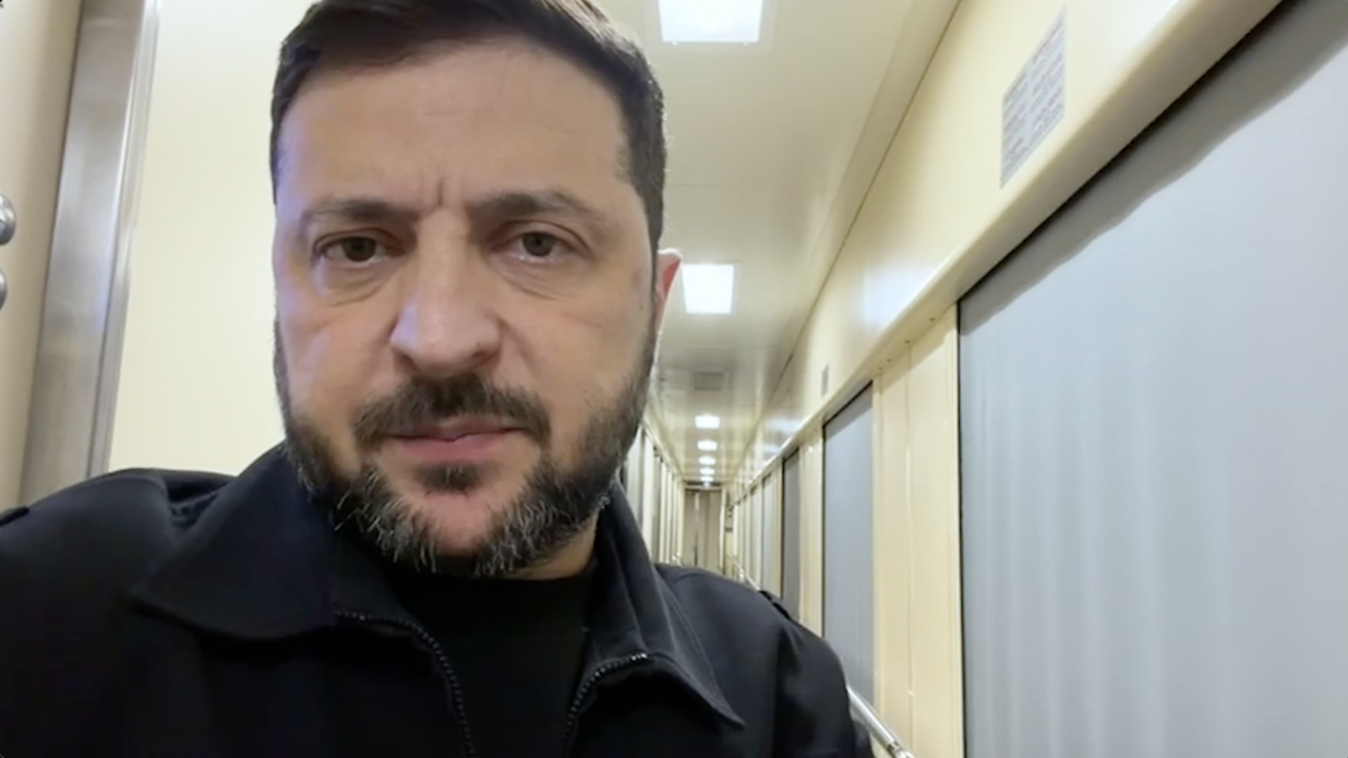 Вже зараз починаємо новий дипломатичний тиждень, будуть консультації з європейськими лідерами – звернення Президента