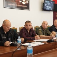 учасники засідання
