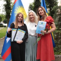 Перша заступниця начальника ОВА Наталя Заболотна та учасники заходу