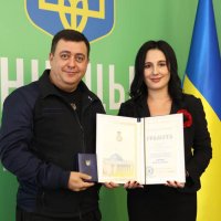 народна депутатка України Ірина Борзова та заступник Начальника ОВА з питань цифрового розвитку, цифрових трансформацій і цифровізації Андрій Кавунець