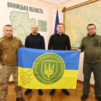 Начальник ОВА Сергій Борзов та військові