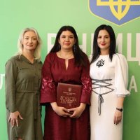 Вручення державних нагород, грамот Кабінету Міністрів України, грамот Верховної Ради України військовослужбовцям, рятувальникам, медикам, журналістам та  волонтерам.