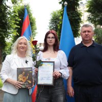 Перша заступниця начальника ОВА Наталя Заболотна, голова обласної Ради Вячеслав Соколовий та учасниця заходу