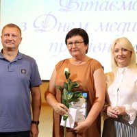 Перша заступниця Начальника ОВА Наталя Заболотна, заступник голови Вінницької обласної Ради Ігор Івасюк та учасниця заходу