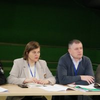 Учасники круглого столу щодо реалізації та перших результатів програми відновного правосуддя за участі неповнолітніх