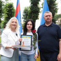 Перша заступниця начальника ОВА Наталя Заболотна, голова обласної Ради Вячеслав Соколовий та учасниця заходу