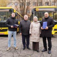 Перша заступниця Начальника ОВА Наталя Заболотна, директор Департаменту гуманітарної політики ОВА Володимир Буняк та учасники заходу