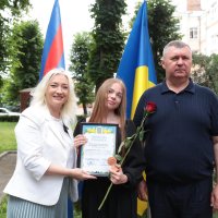 Перша заступниця начальника ОВА Наталя Заболотна, голова обласної Ради Вячеслав Соколовий та учасниця заходу