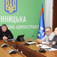 Заступник начальника ОВА Олександр Піщик та учасники наради