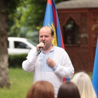 лідер гурту "ТІК" Віктор Бронюк під час виступу