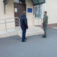 Заступник начальника Хмільницької районної військової адміністрації Дмитро Сидоренко та заступник Калинівського міського голови Віктор Кособуцький 