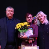 Перша заступниця начальника ОВА Наталя Заболотна, голова Вінницької обласної Ради Вячеслав Соколовий та учасниця заходу