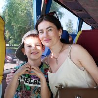 Жінка з хлопчиком