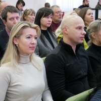 керівник апарату ОВА Олександр Коханець, директорка Департаменту інформаційної діяльності та комунікацій з громадськістю ОВА Світлана Юзвак, директорка Департаменту охорони здоров’я та реабілітації ОВА Ольга Задорожна